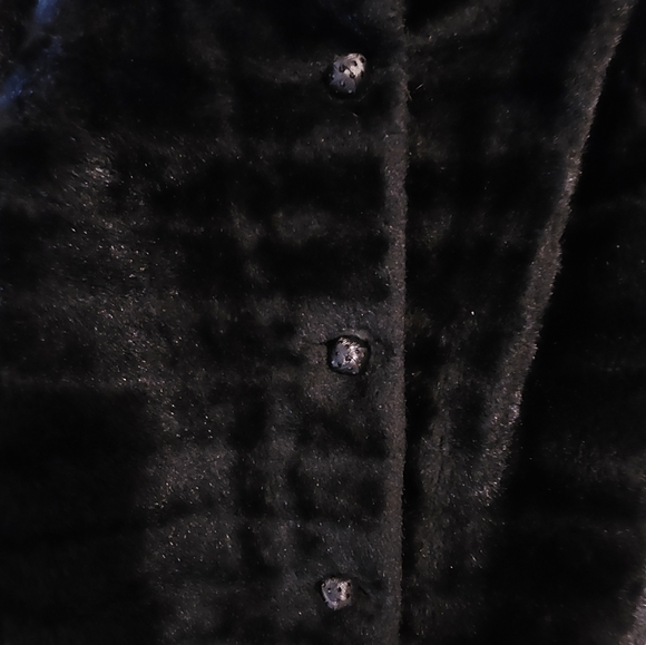 Joseph Magnin 70+ Faux Fur Cropped Coat - Picture 2 of 16